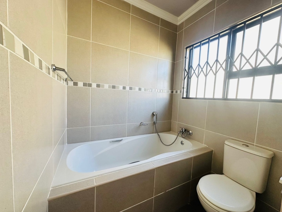3 Bedroom Property for Sale in Bloemspruit Free State